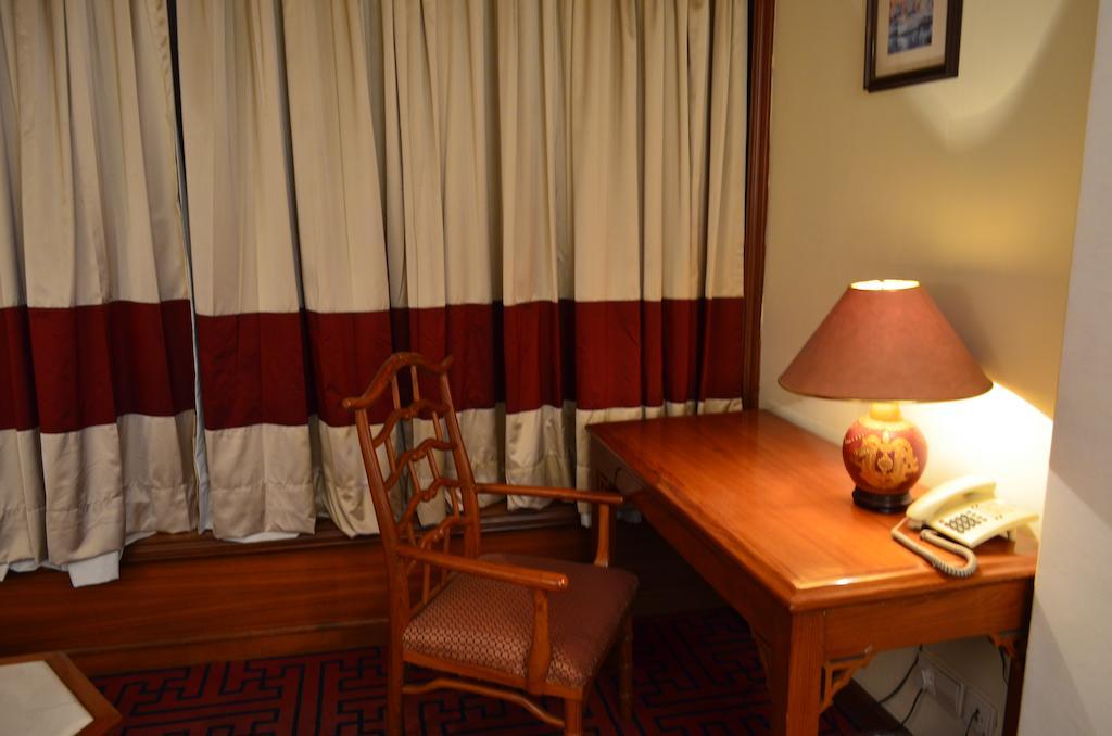 The Maya Hotel Jalandhar Room photo